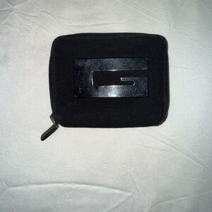 Gucci Black Zip-Around Wallet with Metal G Plaque
